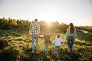 Read more about the article Abenteuer pur: Die besten Outdoor-Aktivitäten für Familien